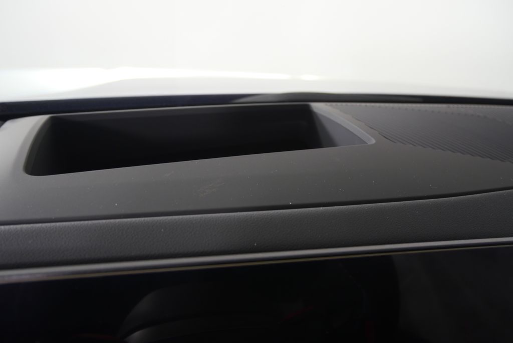 Thumbnail: 2026 BMW M5 - 21