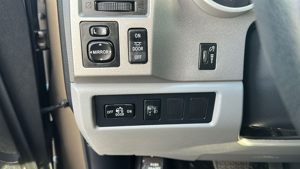 2013 Toyota Tundra Grade  at Autostrade