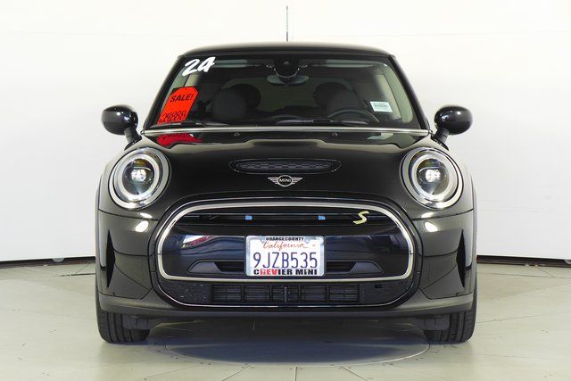 2024 MINI Cooper SE Electric  3