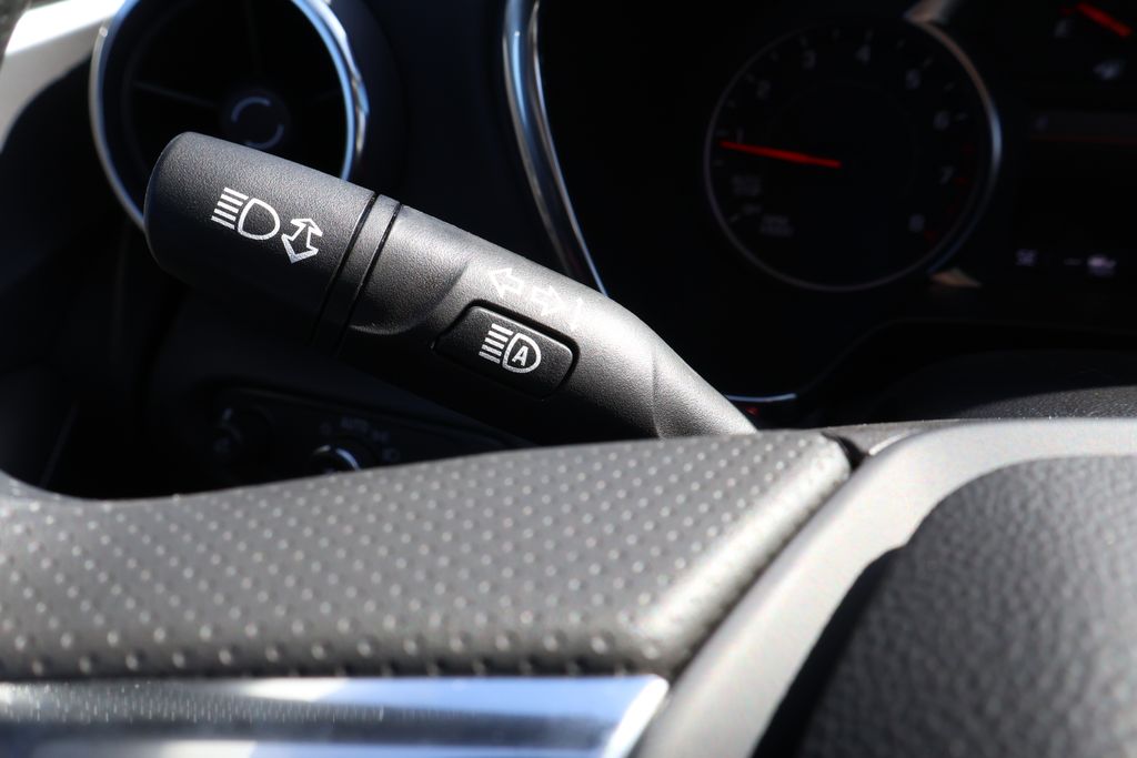 Thumbnail: 2025 Chevrolet Blazer - 22