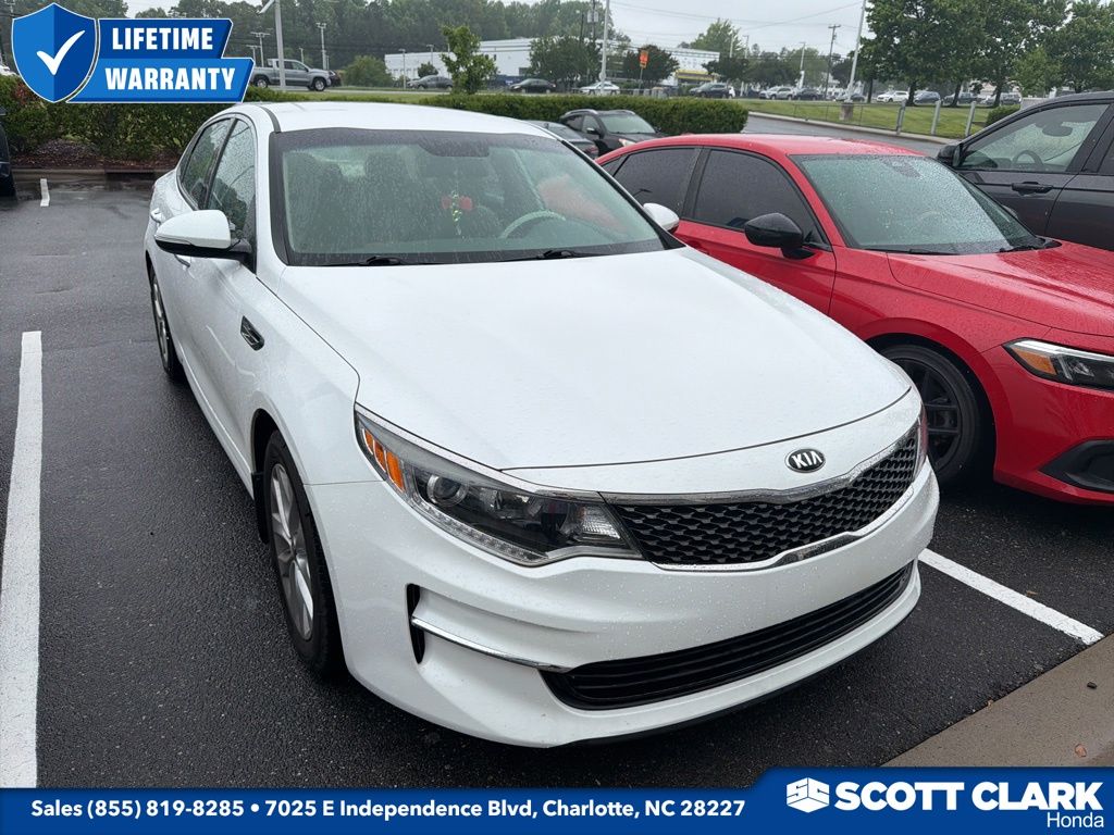 2018 Kia Optima EX AT's photo