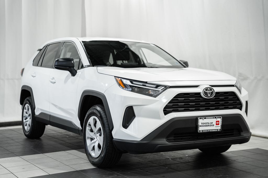 2024 Toyota RAV4 LE AWD