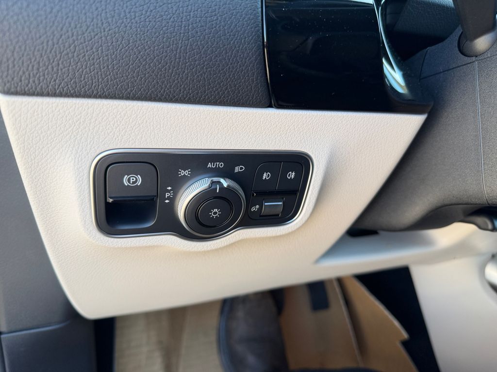 new 2026 Mercedes-Benz GLA car
