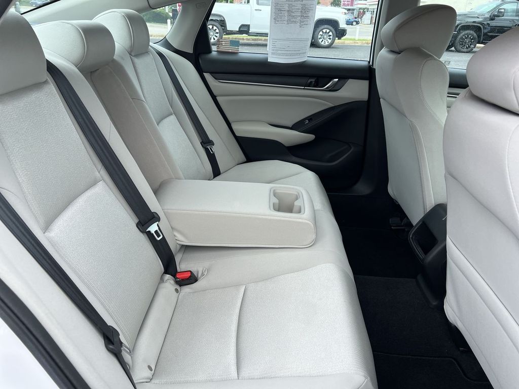 2018 Honda Accord LX photo