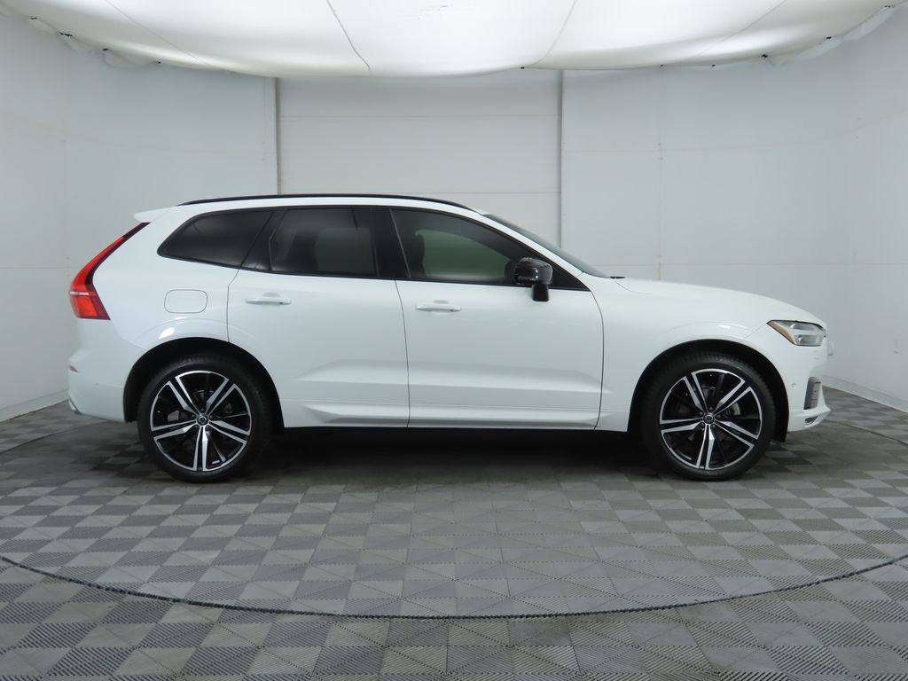 Thumbnail: 2020 Volvo XC60 - 4