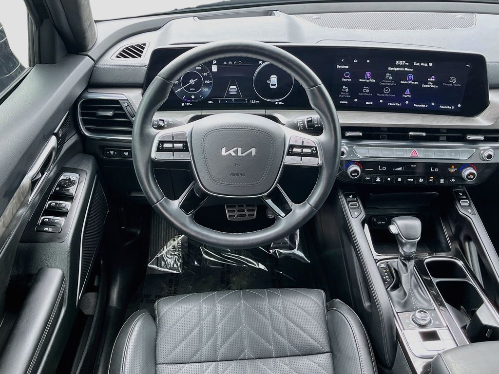 Used 2025 Black Kia SX-Prestige X-Line image 24