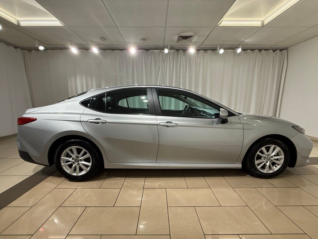 Thumbnail: 2025 Toyota Camry - 6