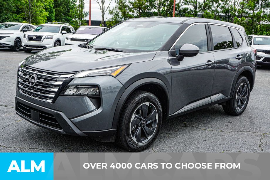 Used 2025 Gray Nissan SV image 2