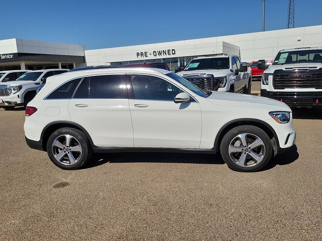 2022 Mercedes-Benz GLC GLC 300 - 11
