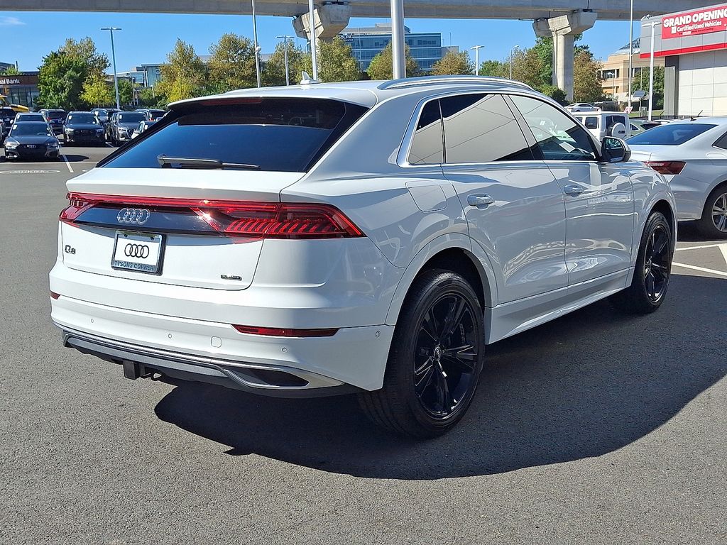 Thumbnail: 2019 Audi Q8 - 4