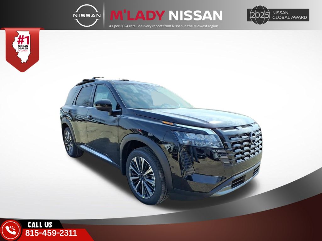2026.0 Nissan Pathfinder Platinum 4WD's photo