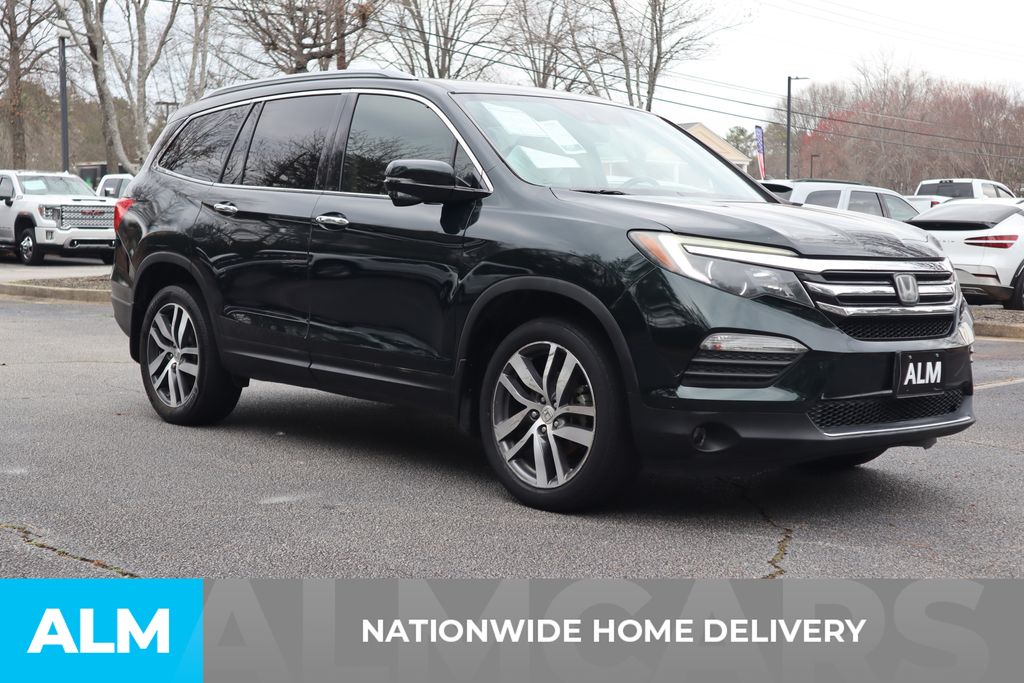 Used 2018  Honda Touring image 5
