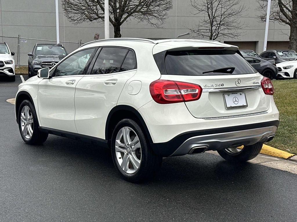 Thumbnail: 2017 Mercedes-Benz GLA - 13