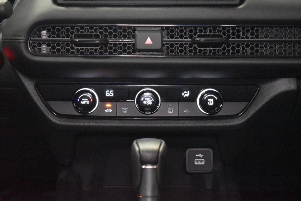 2025 Honda HR-V LX 12
