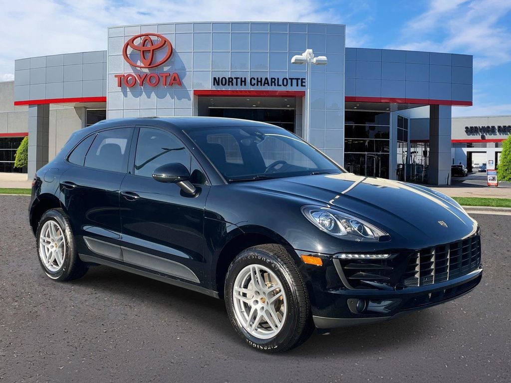 Black 2018 Porsche Macan SUV / Crossover All-Wheel Drive 7-Speed Automatic