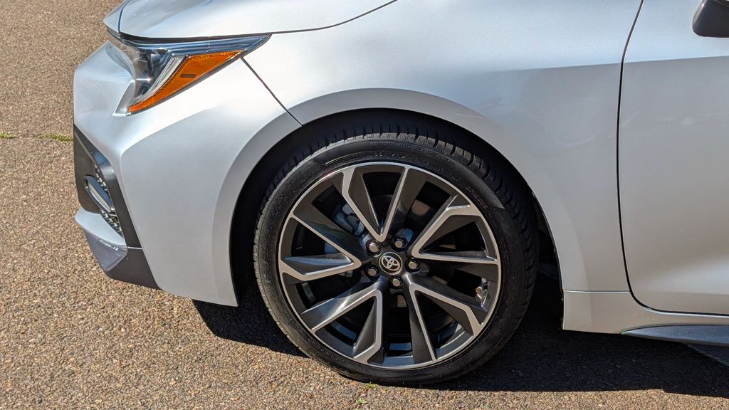 Used 2021 Toyota Corolla SE 4D Sedan