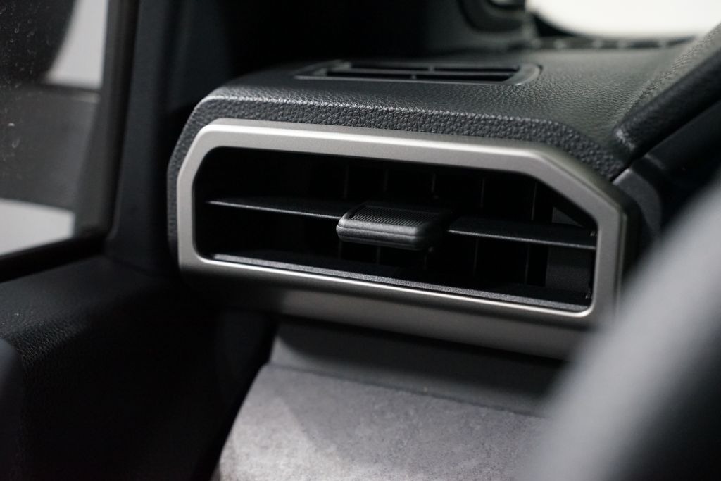 Thumbnail: 2025 Toyota 4Runner - 30