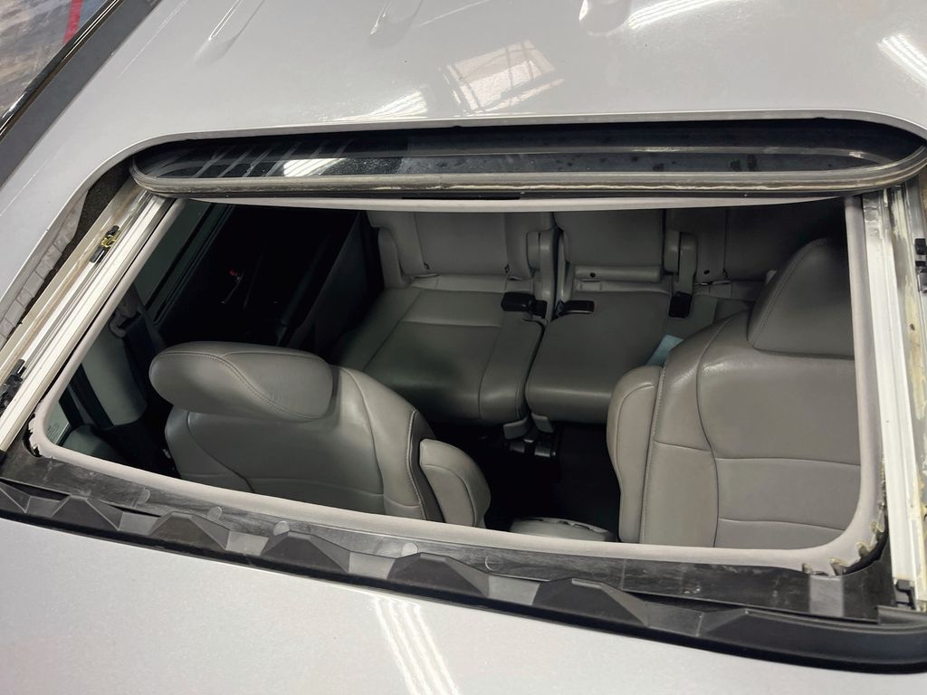 Used 2021 Silver Honda Special Edition image 22