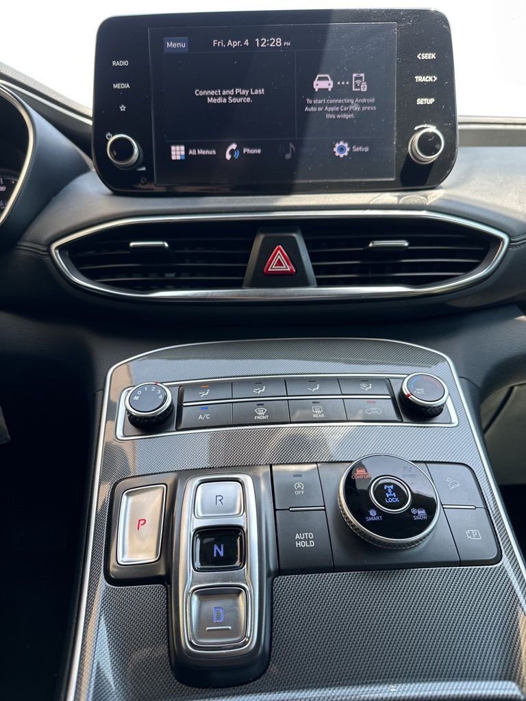 2022 Hyundai Santa Fe SE 10