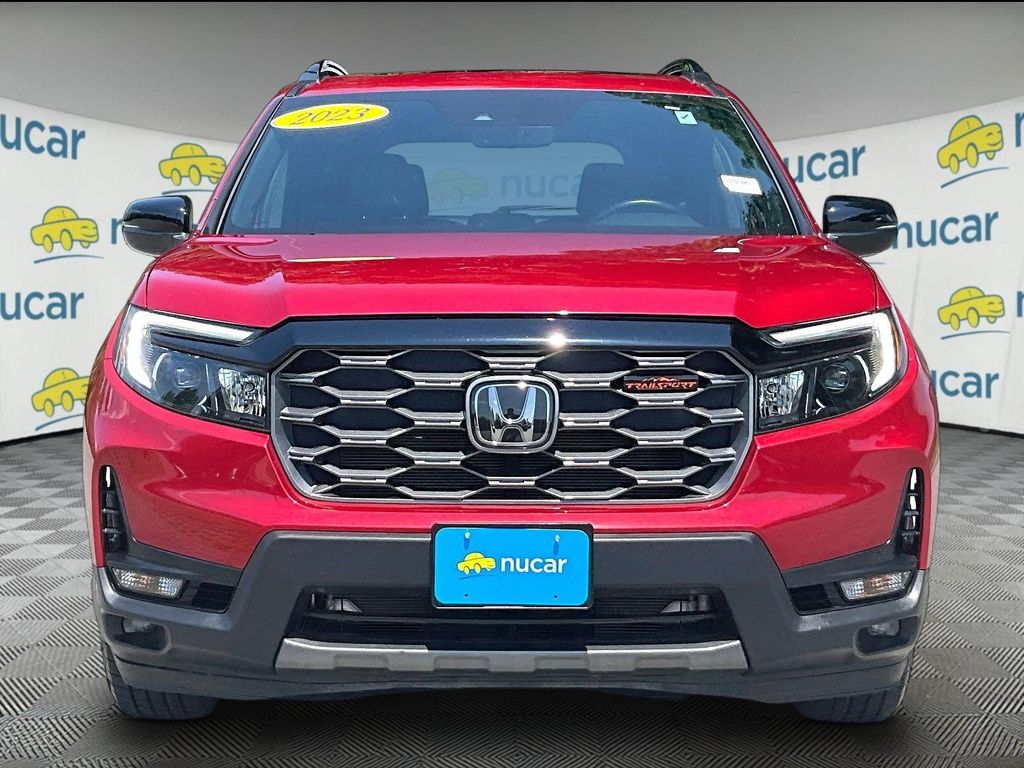 2023 Honda Passport — photo 2