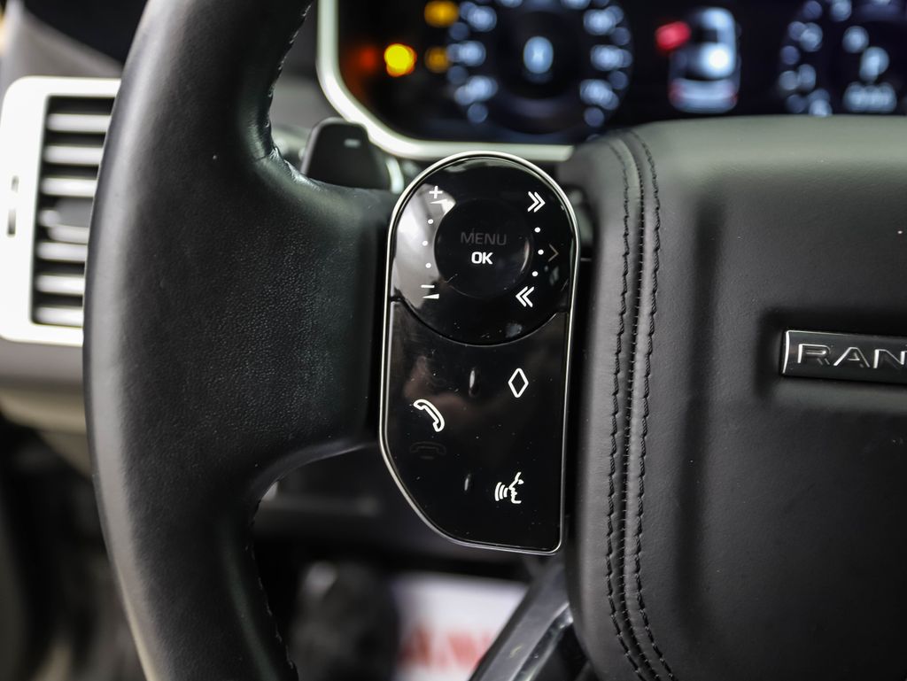 Thumbnail: 2019 Land Rover Range Rover - 12