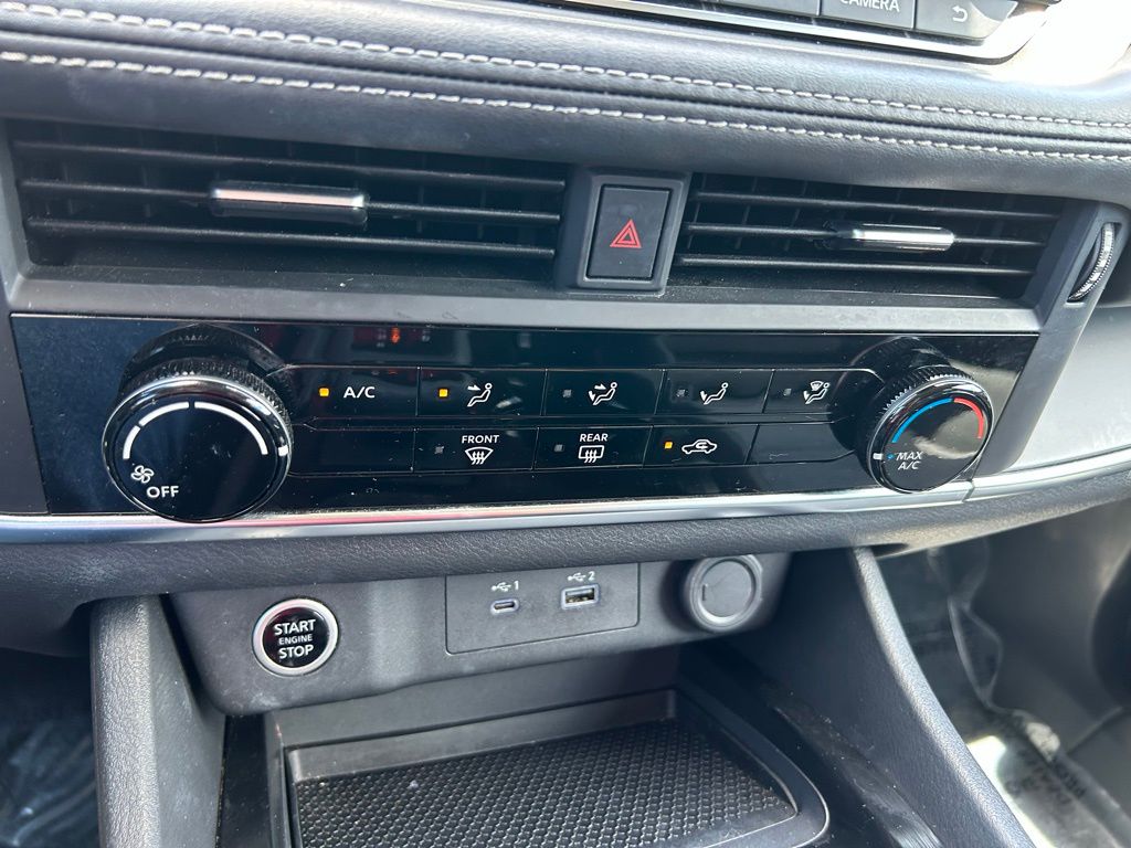 Thumbnail: 2022 Nissan Rogue - 25