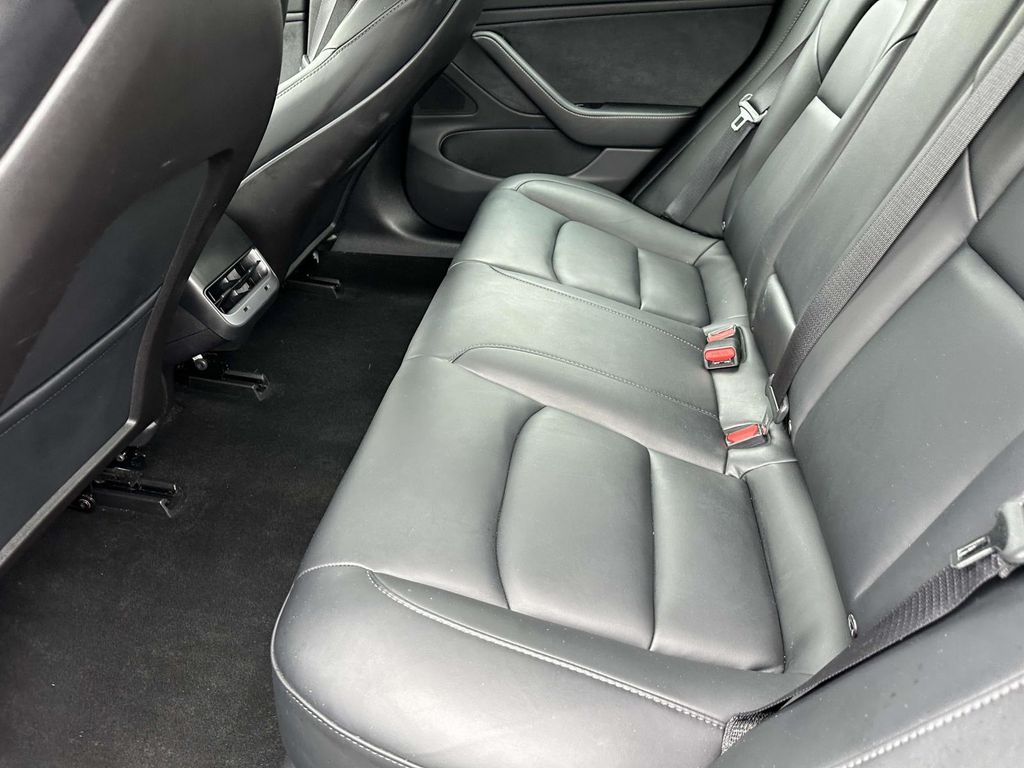 2019 Tesla Model 3 Long Range 19