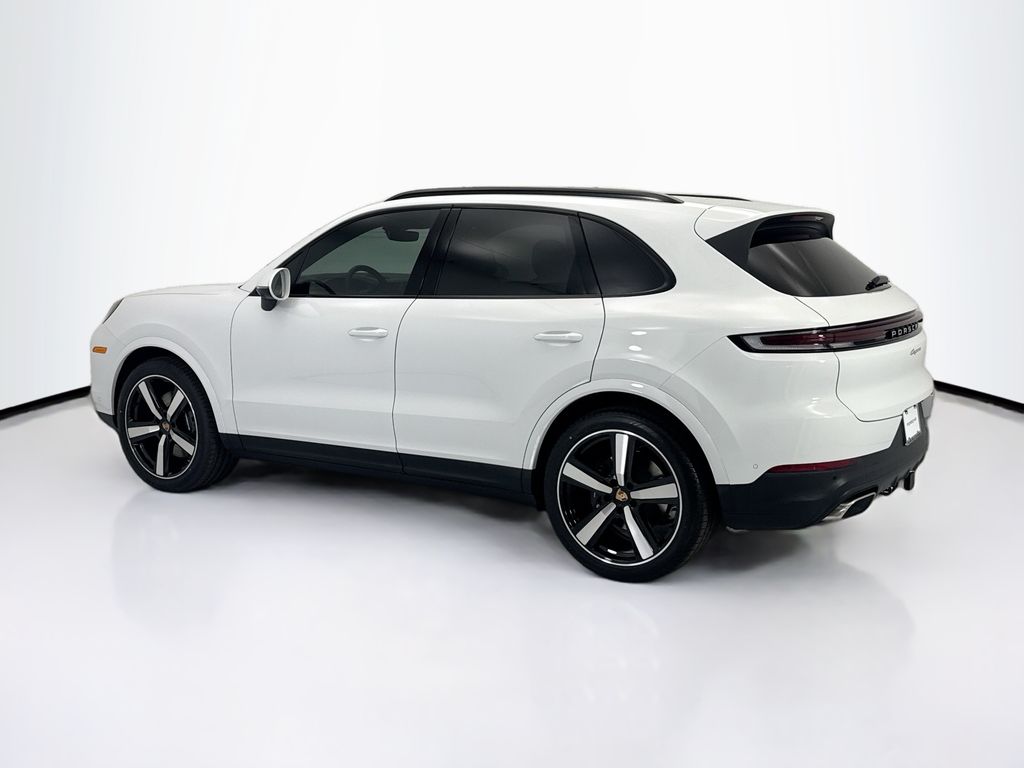 Thumbnail: 2026 Porsche Cayenne - 3