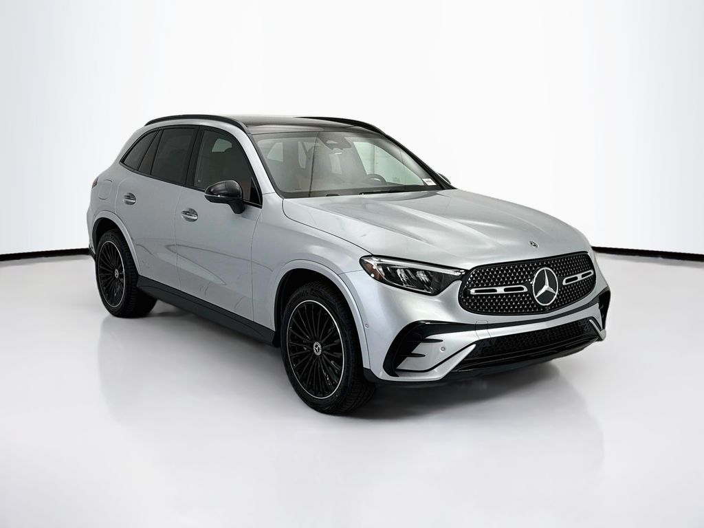 Thumbnail: 2027 Mercedes-Benz GLC - 3
