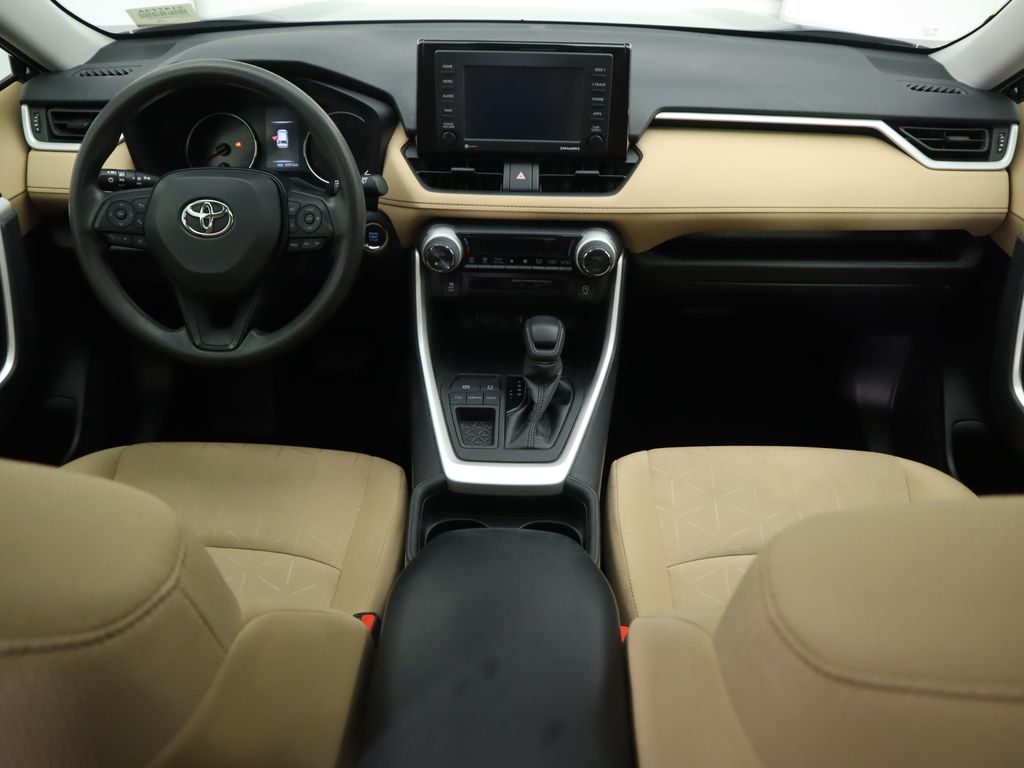 Thumbnail: 2021 Toyota RAV4 - 13