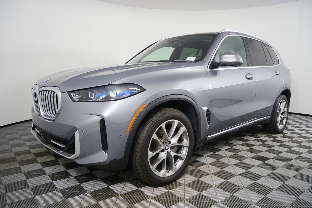 Thumbnail: 2026 BMW X5 - 8