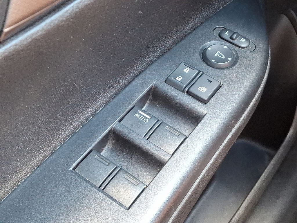 Thumbnail: 2013 Honda Accord - 25