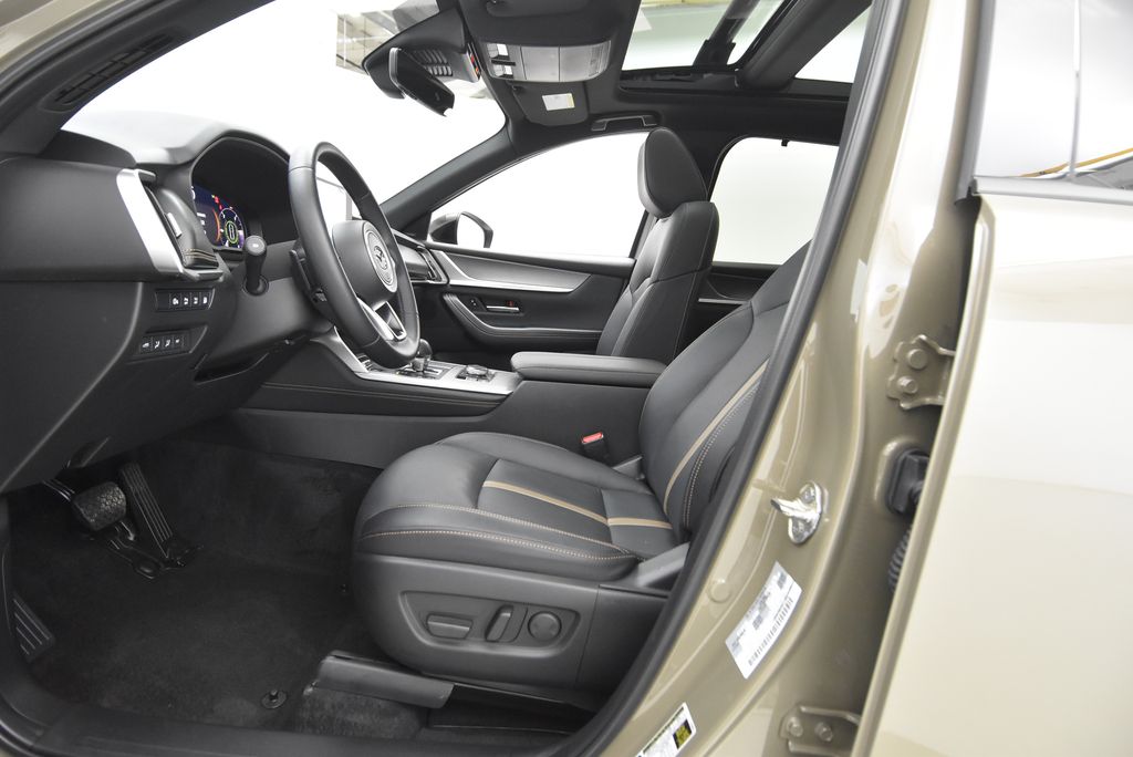 2025 Mazda CX-70 PHEV Premium Plus photo