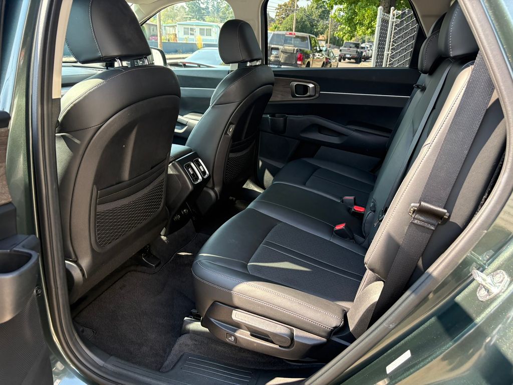 2022 Kia Sorento S
