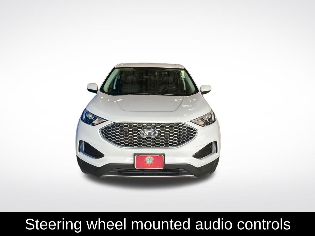 Used 2024 White Ford SEL image 14