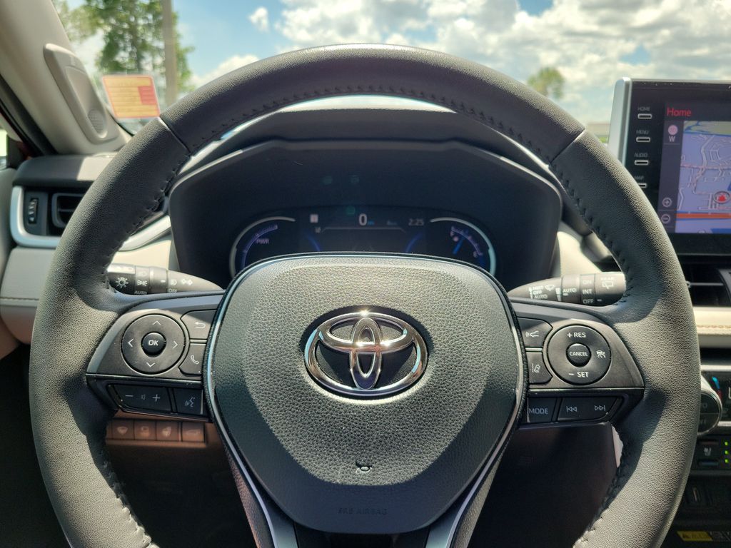 used 2022 Toyota RAV4 Hybrid car, priced at $32,998