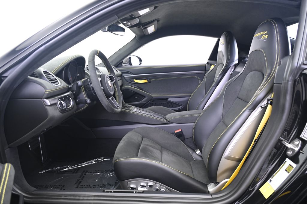 Thumbnail: 2025 Porsche 718 Cayman - 25