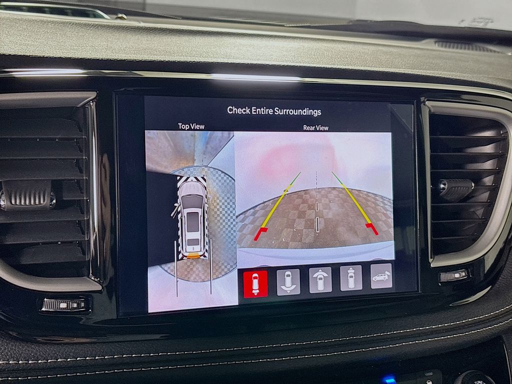 2025 Chrysler Pacifica Hybrid Select