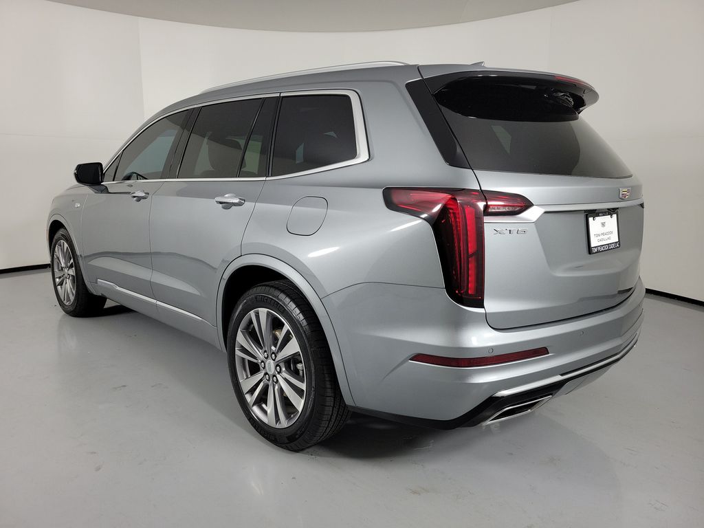 2024 Cadillac XT6 Premium Luxury - 2