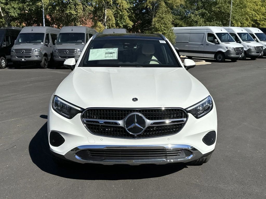 2025 Mercedes-Benz GLC GLC 300 3