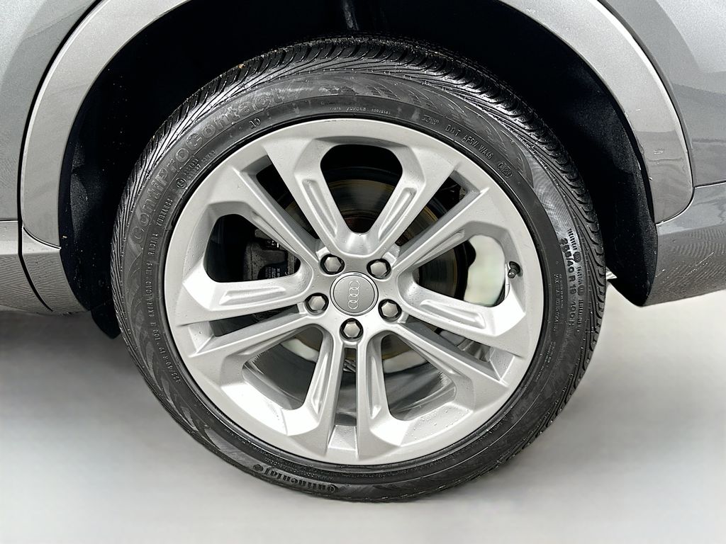 Thumbnail: 2018 Audi Q3 - 31