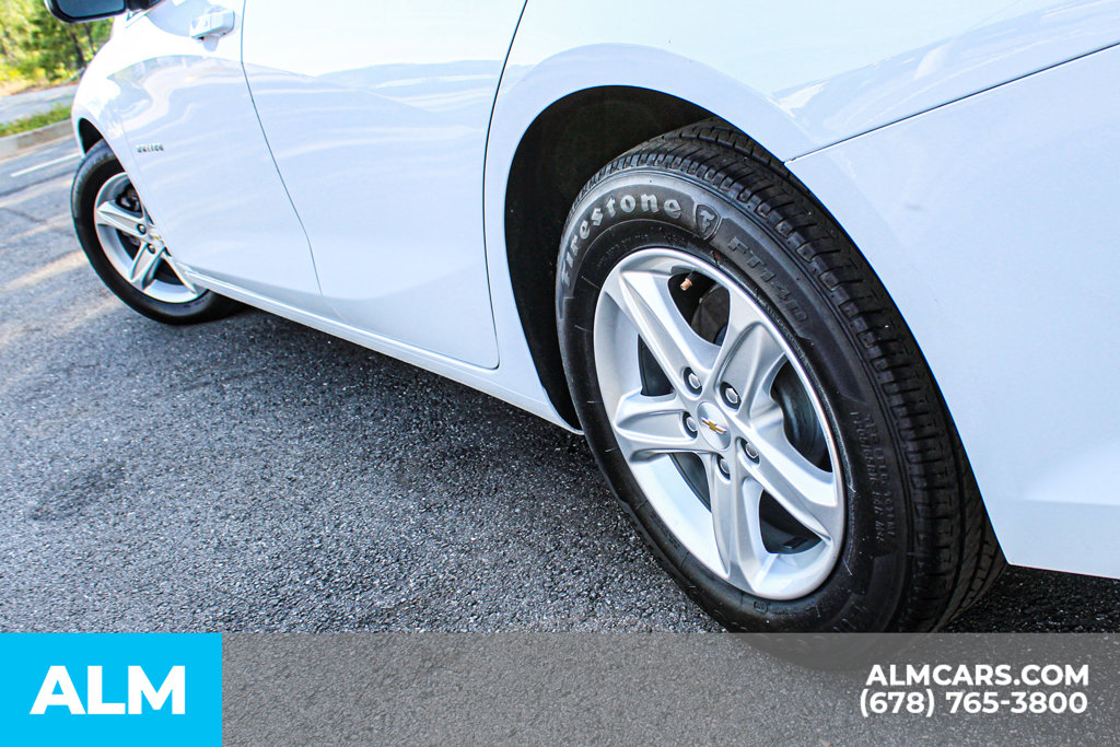 Used 2024 White Chevrolet LT image 14
