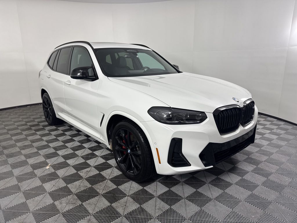 Thumbnail: 2023 BMW X3 - 3
