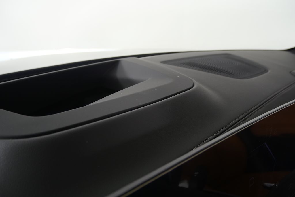 Thumbnail: 2026 BMW X5 - 18