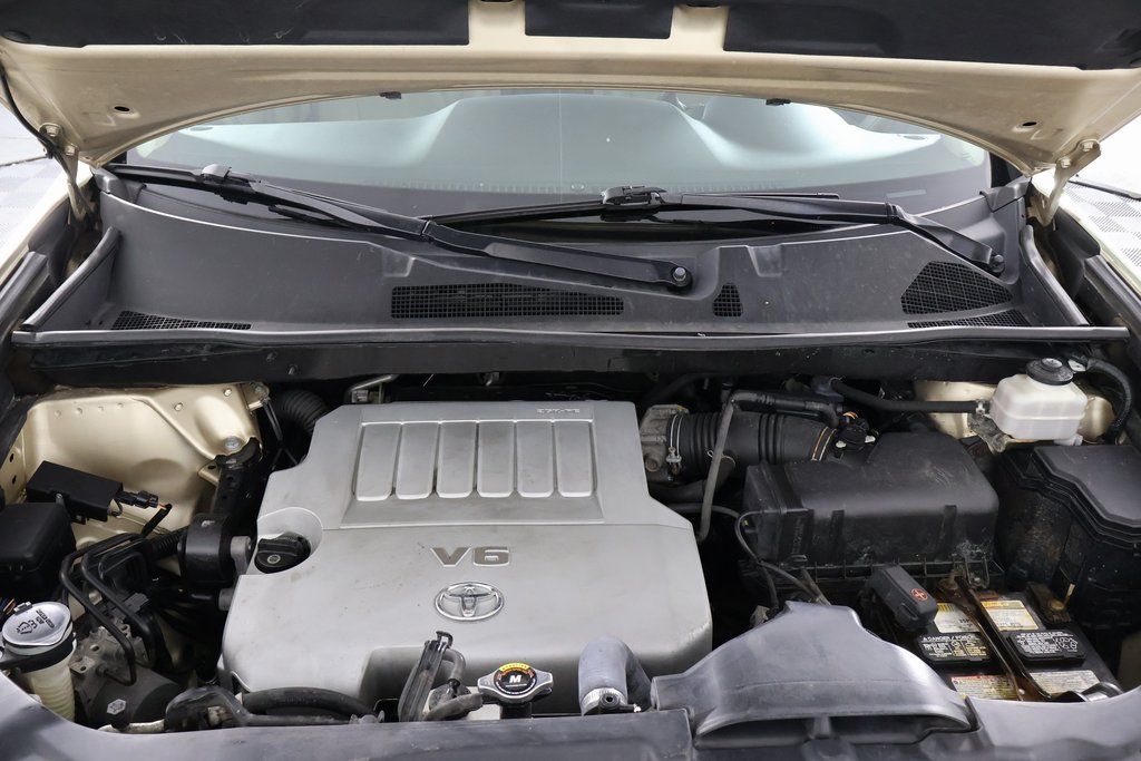 Thumbnail: 2010 Toyota Highlander - 15