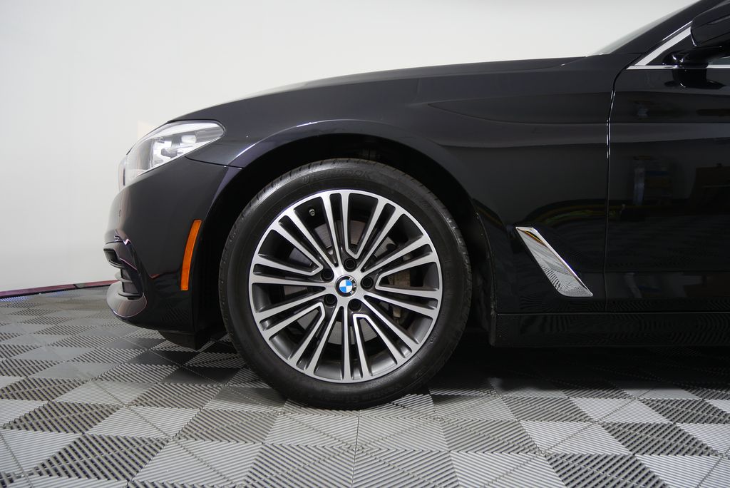 2019 BMW 5 Series 530i 7