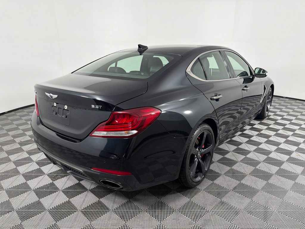 Thumbnail: 2020 Genesis G70 - 5