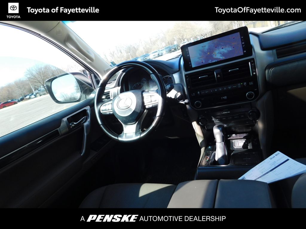 Thumbnail: 2022 Lexus GX - 7