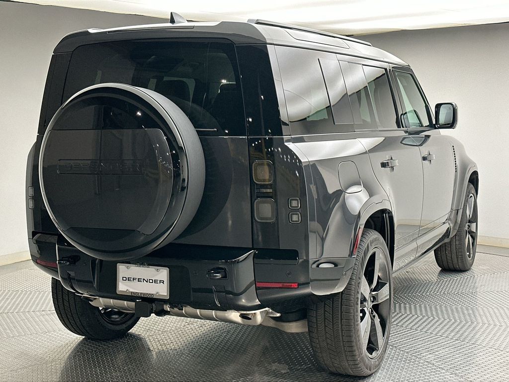 Thumbnail: 2026 Land Rover Defender - 3