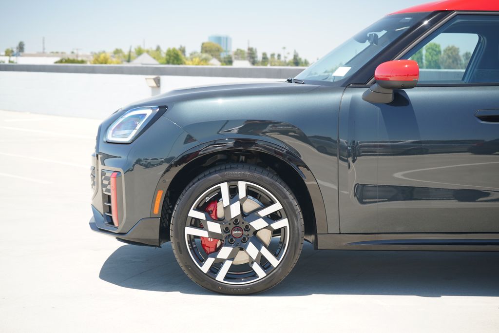 Thumbnail: 2027 MINI Cooper Countryman - 2
